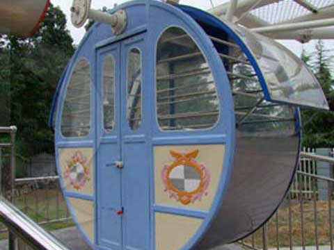 Grand Ferris Wheel Seats And Cabin For Ferris Wheel