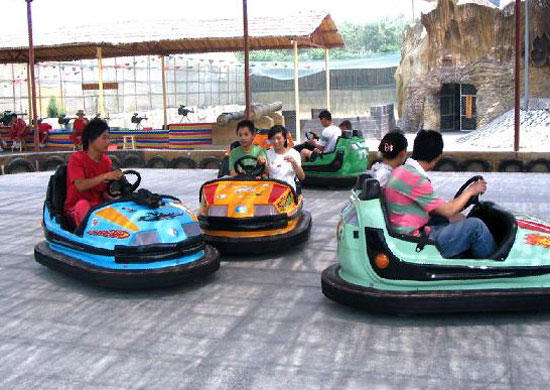 amusement funfair bumper car rides